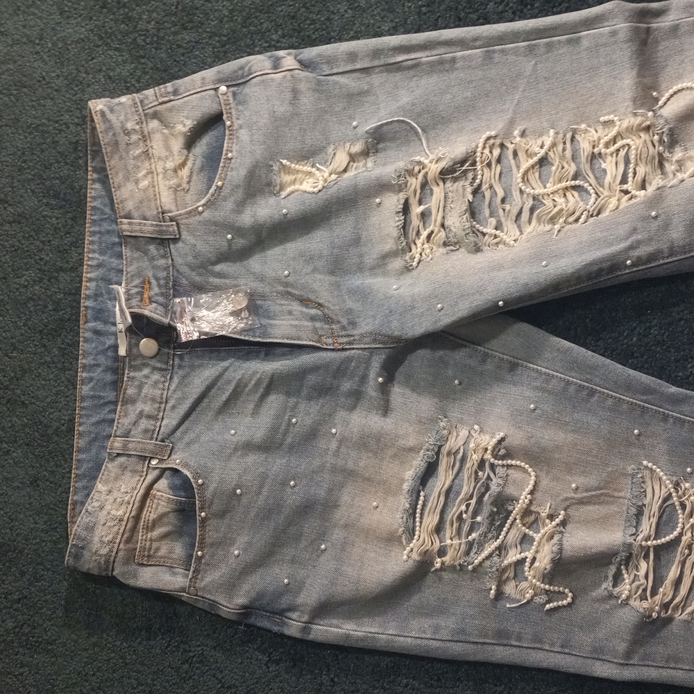 K. JORDAN SIZE 8 JEANS WITH STRINGS OF WHITE PEARLS - Picture 2 of 5